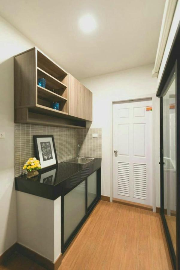 Wawa Residence รัชดา 36 Нонтабури Екстериор снимка